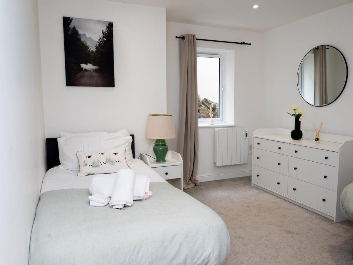 Central Cardiff City Apartment *